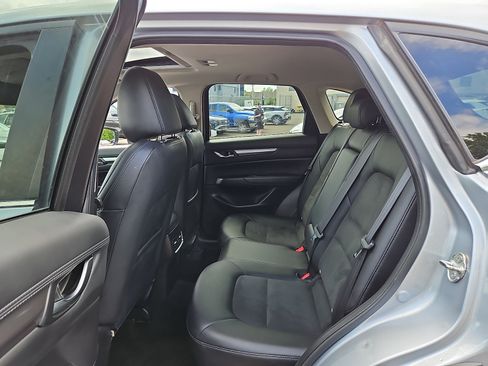 Used 2018 MAZDA CX-5 Touring w/ Preferred Equipment Package AWD/4WD image 10