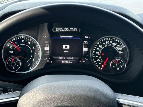 Used 2024 RAM 1500 Big Horn AWD/4WD image 24