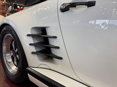 Used 1987 Porsche 911 Carrera image 12