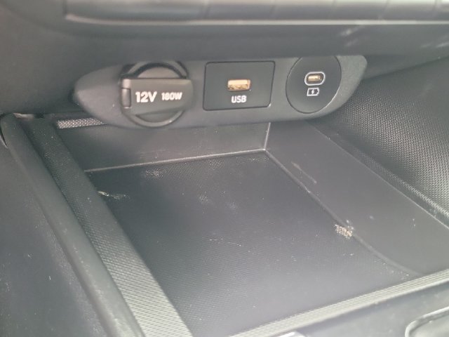 Used 2024 Hyundai Elantra SEL FWD image 14