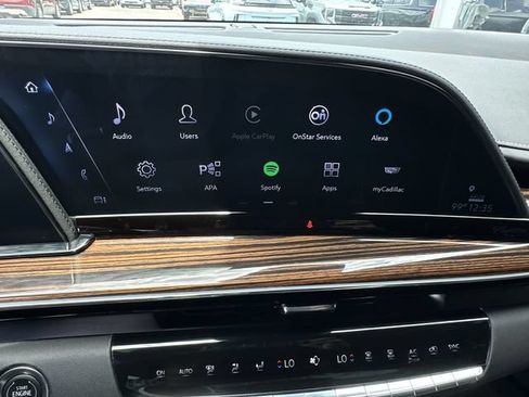 Certified 2024 Cadillac Escalade ESV Premium Luxury RWD image 24