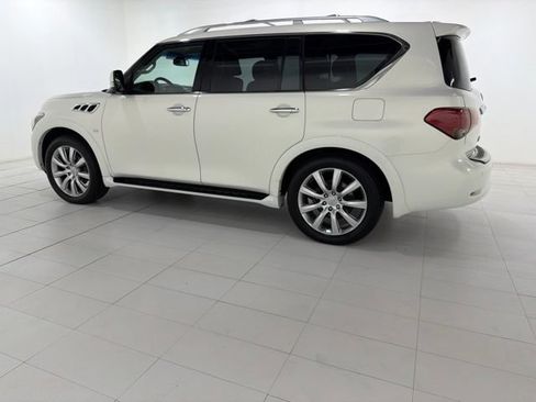 Used 2014 INFINITI QX80 4WD w/ Theater Package image 2