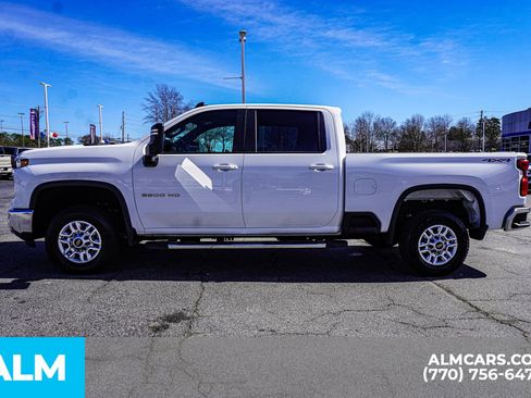 Used 2025 Chevrolet Silverado 2500 LT w/ Convenience Package image 10
