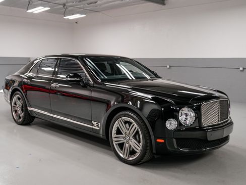 Used 2013 Bentley Mulsanne image 8