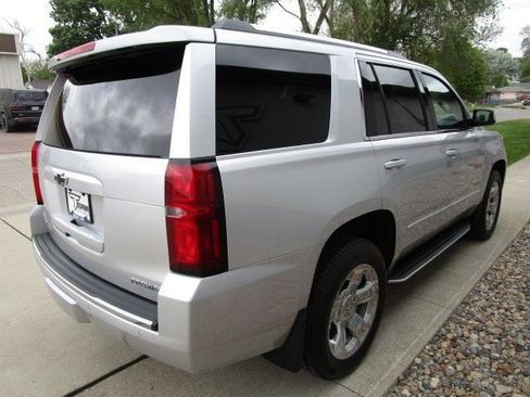 Used 2019 Chevrolet Tahoe Premier AWD/4WD image 7