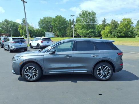 Used 2022 Lincoln Corsair AWD w/ Equipment Group 101A image 2