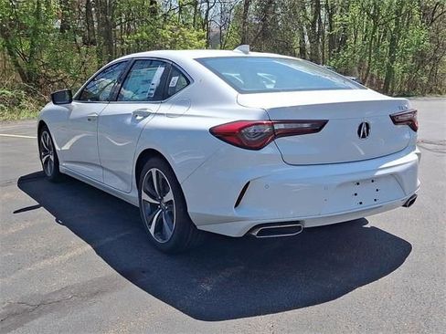 Certified 2025 Acura TLX w/ Technology Package image 9