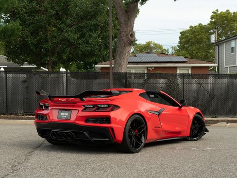 Used 2025 Chevrolet Corvette Z06 w/ Z07 Performance Package RWD image 57