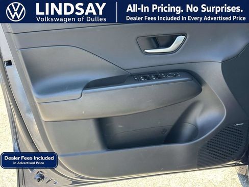 Used 2024 Hyundai Kona Limited AWD/4WD image 9