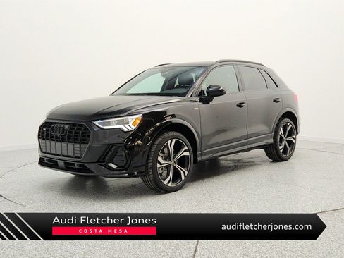 Used 2024 Audi Q3 2.0T Premium Plus w/ Premium Plus Package AWD/4WD image 1