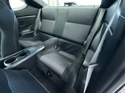 Used 2017 Toyota 86 image 36