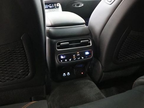 Used 2026 Genesis GV70 3.5T Sport Prestige AWD/4WD image 33