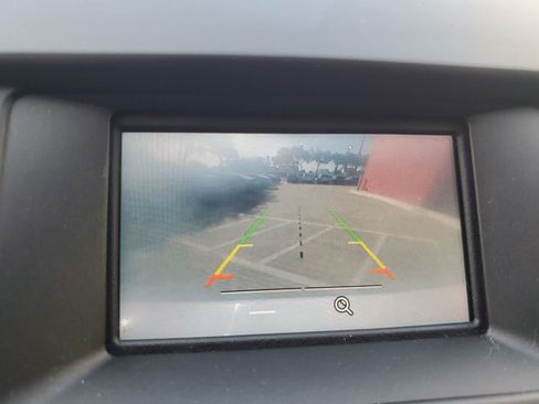Used 2017 Ford Edge SE FWD image 23