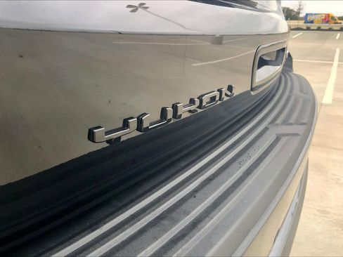 Used 2025 GMC Yukon Denali Ultimate image 27