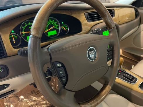 Used 2006 Jaguar S-TYPE 3.0 image 50