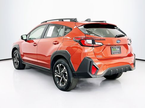 Used 2024 Subaru Crosstrek 2.0i Premium image 5