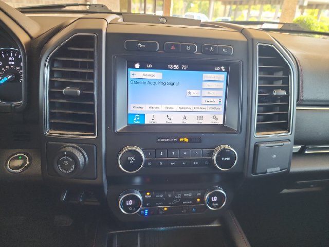 Used 2019 Ford Expedition Limited w/ Equipment Group 303A RWD image 16
