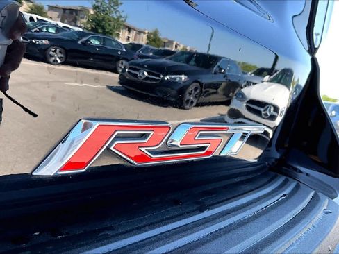 Used 2024 Chevrolet Suburban RST w/ Max Trailering Package RWD image 10