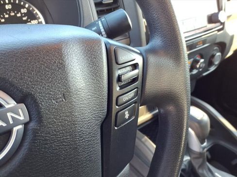 Used 2022 Nissan Frontier S w/ Technology Package image 5