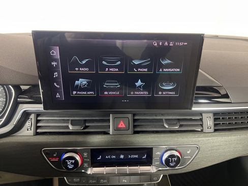 Used 2023 Audi A4 2.0T Premium w/ Convenience Package image 23