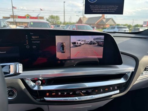 New 2024 Cadillac Lyriq Luxury RWD image 25