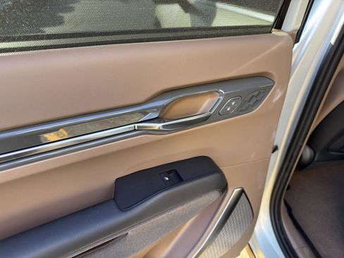 Used 2024 Kia EV9 Land image 29