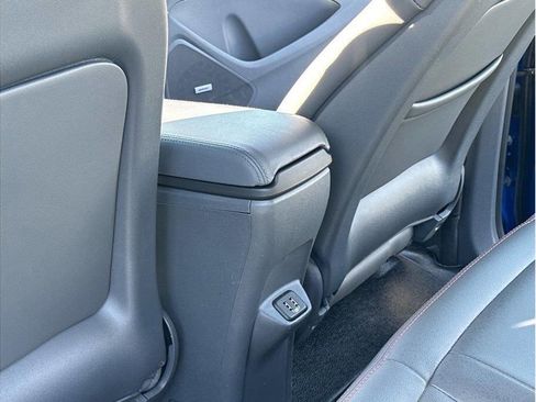 Used 2019 Chevrolet Bolt Premier w/ Infotainment Package image 22