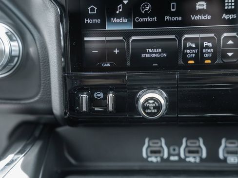 New 2026 RAM 1500 Laramie AWD/4WD image 26