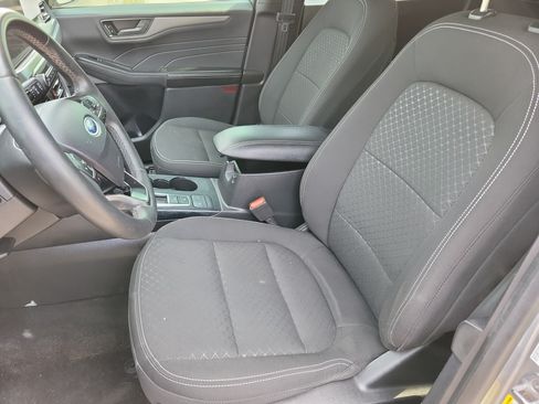 Used 2023 Ford Escape Active FWD image 4