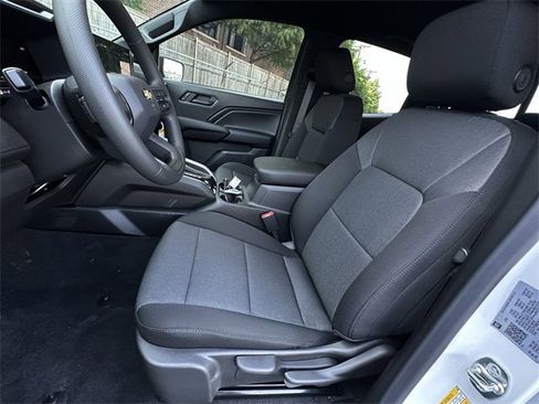 New 2026 Chevrolet Colorado W/T image 17