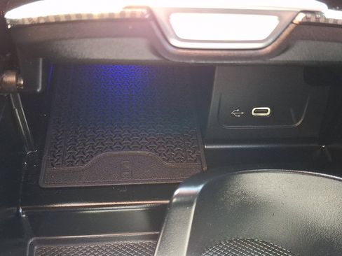 Certified 2023 Mercedes-Benz C 300 4MATIC Sedan image 21