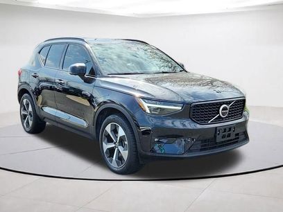 Certified 2023 Volvo XC40 B5 Ultimate w/ Protection Package Premier
