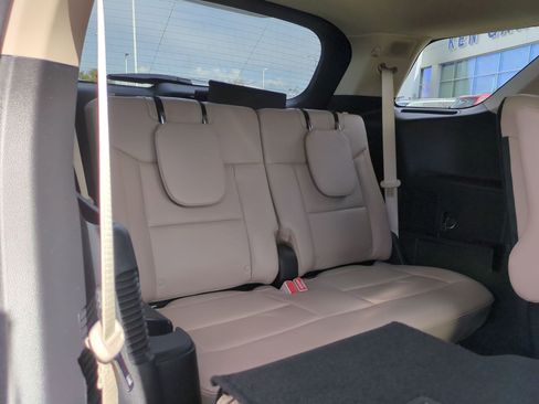 Used 2022 Ford Explorer Limited w/ Limited Technology Package image 35