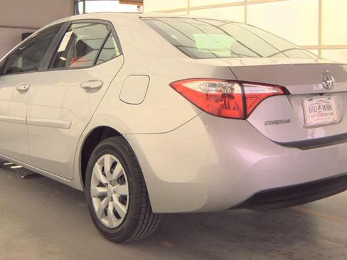 Used 2016 Toyota Corolla LE w/ Body Protection Package #1 FWD image 3