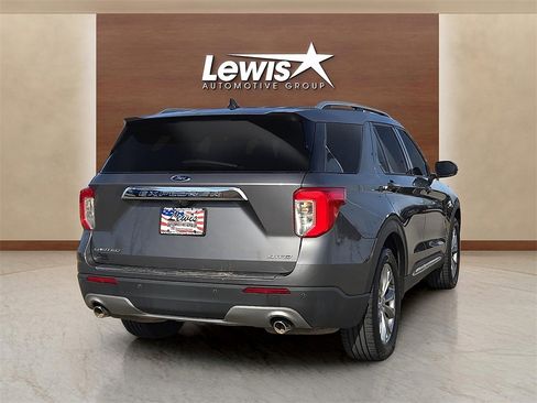 Used 2021 Ford Explorer Limited w/ Equipment Group 301A image 4