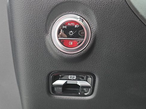 Certified 2022 Mercedes-Benz C 300 Sedan image 25