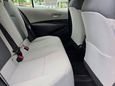Used 2020 Toyota Corolla LE FWD image 13