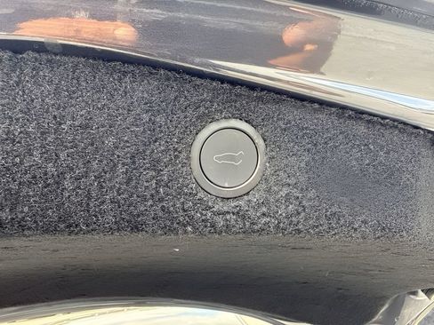 Used 2025 Tesla Model 3 Long Range RWD image 27