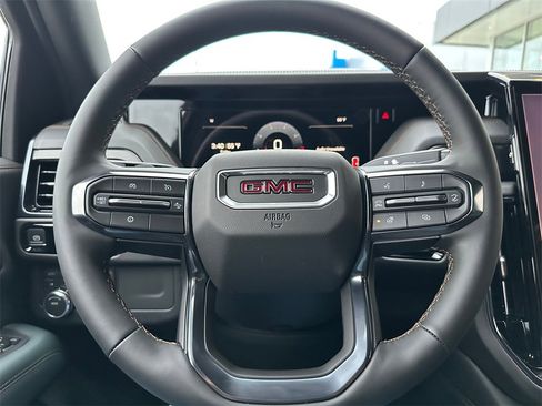 New 2026 GMC Yukon XL AT4 image 24