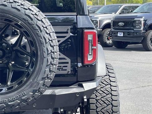 New 2025 Ford Bronco Badlands image 34