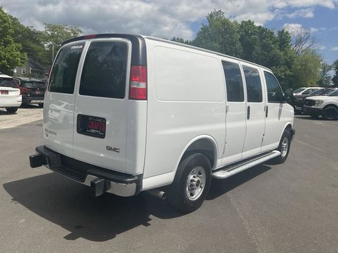 Used 2025 GMC Savana 2500 w/ Driver Convenience Package RWD image 5