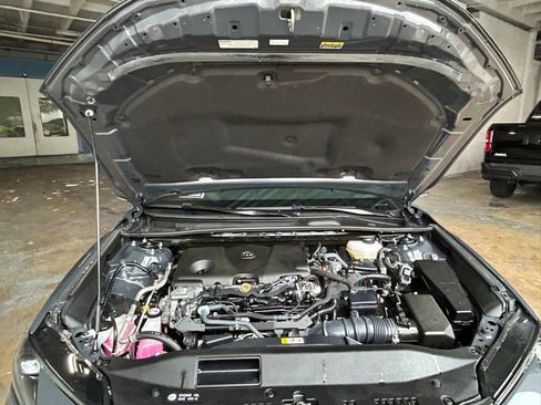 Used 2025 Toyota Camry SE w/ Convenience Package image 29