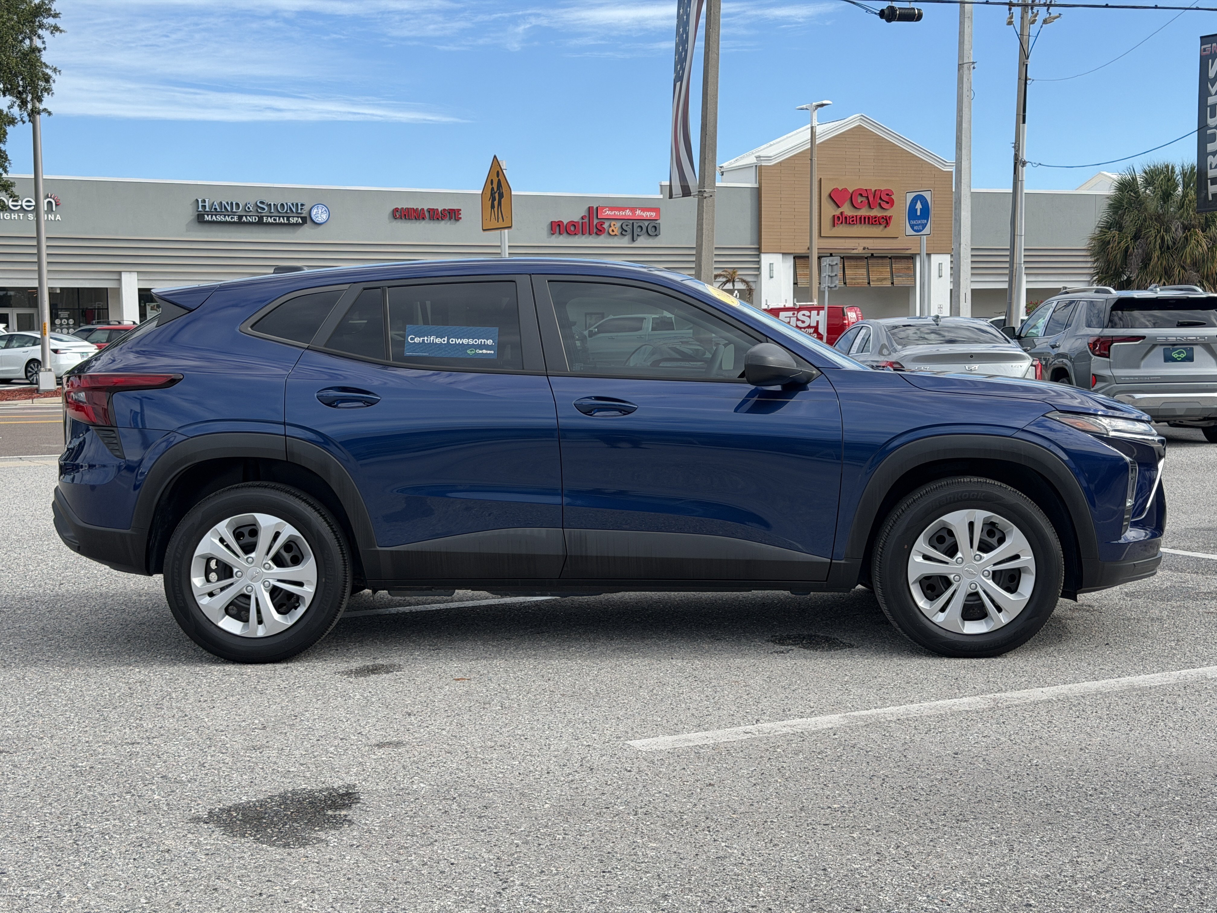 Certified 2024 Chevrolet Trax LS w/ Driver Confidence Package FWD image 8
