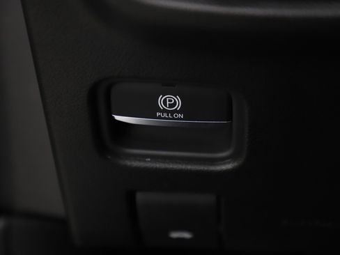 Used 2022 Jeep Grand Cherokee Limited 4xe w/ Luxury Tech Group II image 28