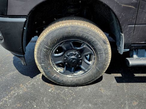 New 2025 RAM 3500 Tradesman image 10