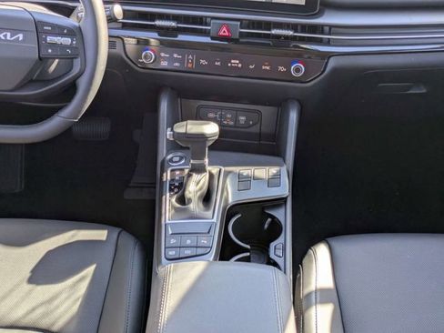 New 2026 Kia Sportage SX FWD image 21