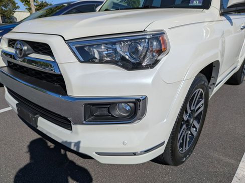 Used 2018 Toyota 4Runner Limited AWD/4WD image 8