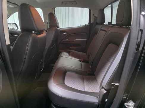 Used 2017 Chevrolet Colorado Z71 AWD/4WD image 10