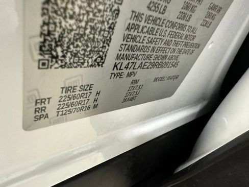 Certified 2024 Buick Envista Preferred w/ Convenience II Package image 40