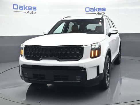 Certified 2025 Kia Telluride SX Prestige X-Line AWD/4WD image 4